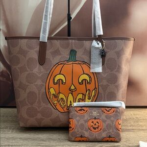 Coach City Tote and Wristlet Halloween 🕷️🎃 NWT